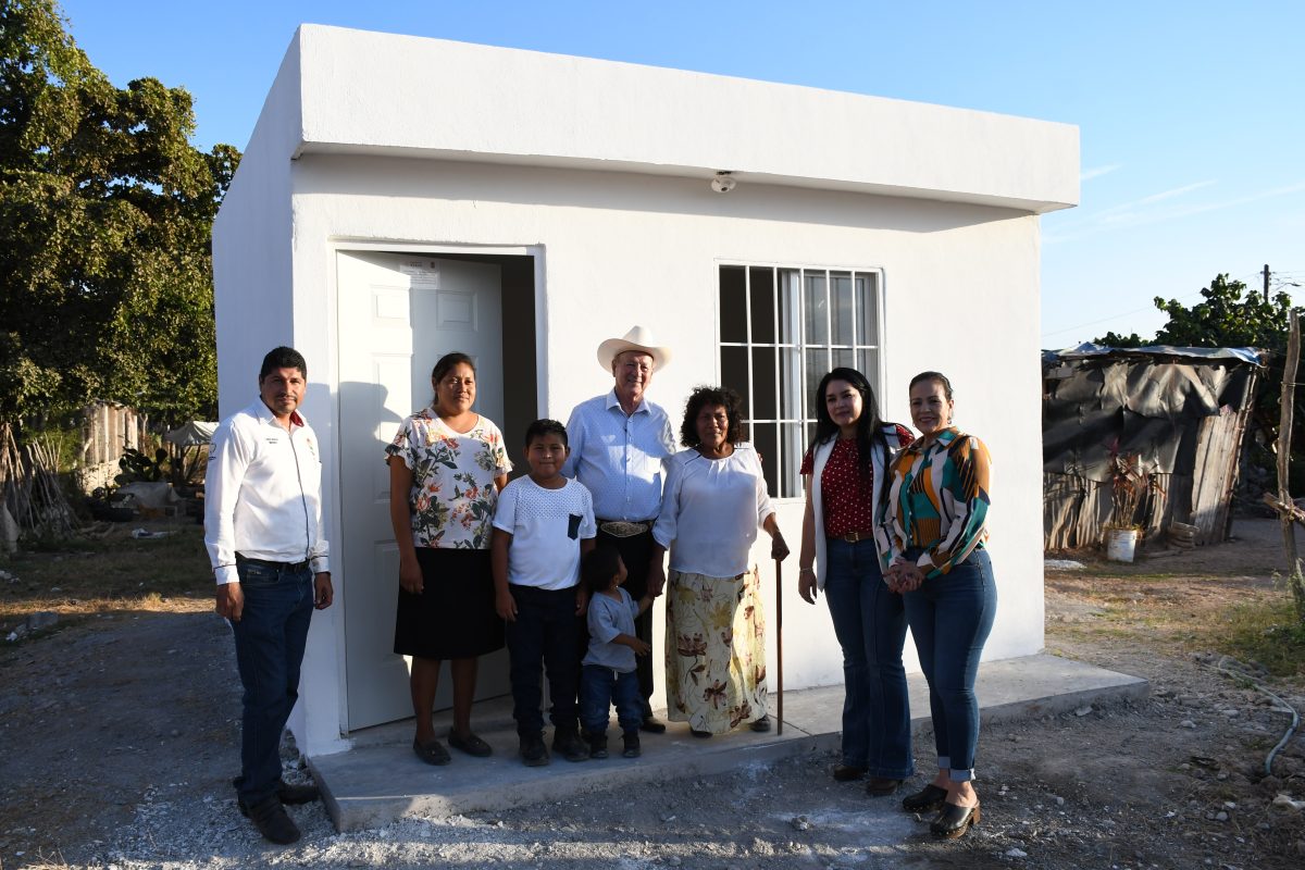 Alcalde, Miguel Ángel Angulo Acosta, le brinda mejor calidad de vida a familias vulnerables