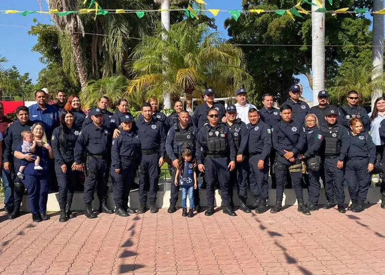 Policías Municipales de Angostura conmemoran su tradicional día
